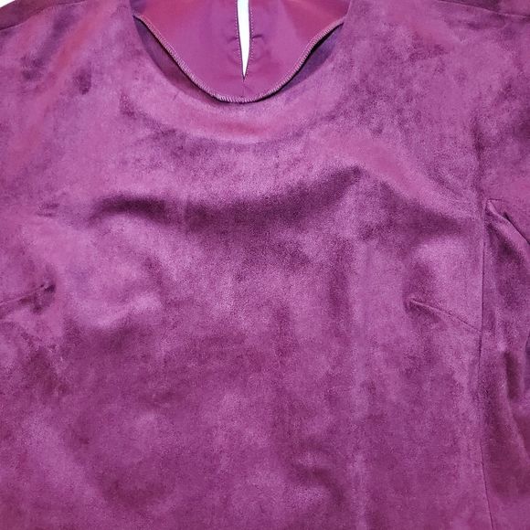 BCBG MAX AZRIA Mariko Faux Suede Top Maroon Small - Picture 7 of 7